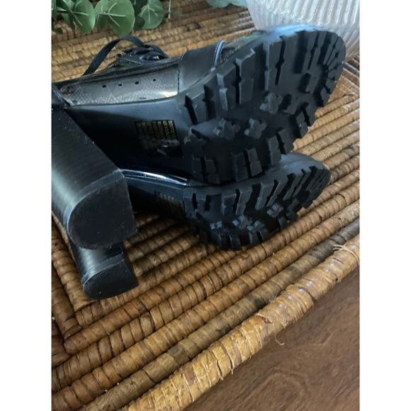 B1G2 FREE 🍁 Shoe Dazzle Black Clear Lace Ankle Boots Size 9 Chunky Platform - Picture 7 of 10